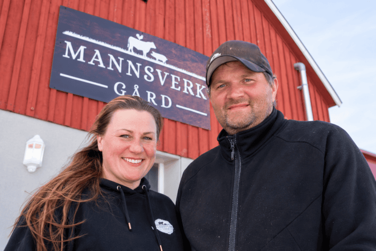 Cecilie og Ove Mannsverk fra Mannsverk Gård